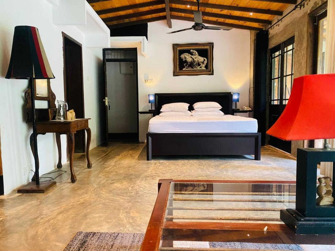 Aayu Hanthana Boutique Отель