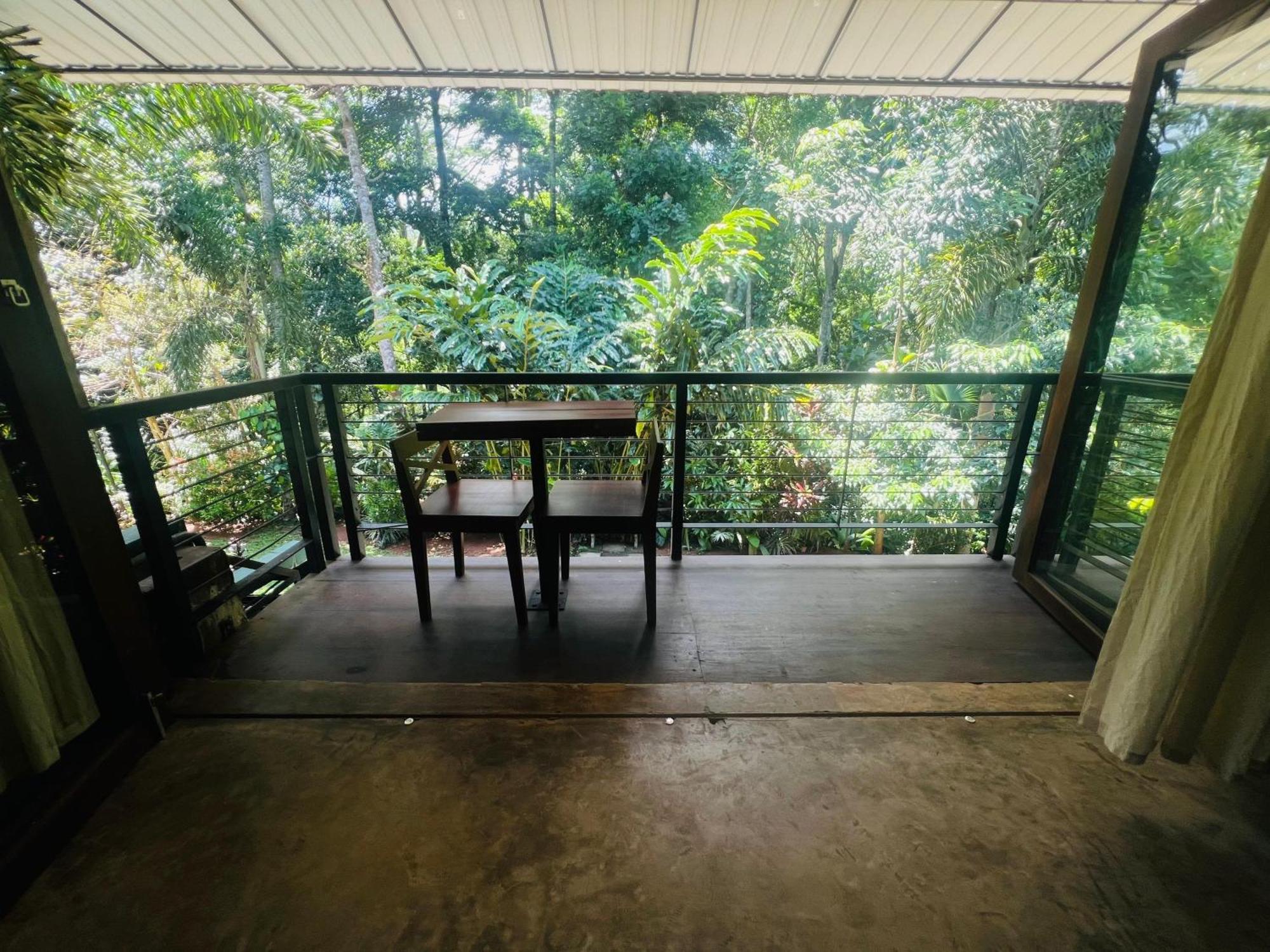 Aayu Hanthana Boutique Kandy